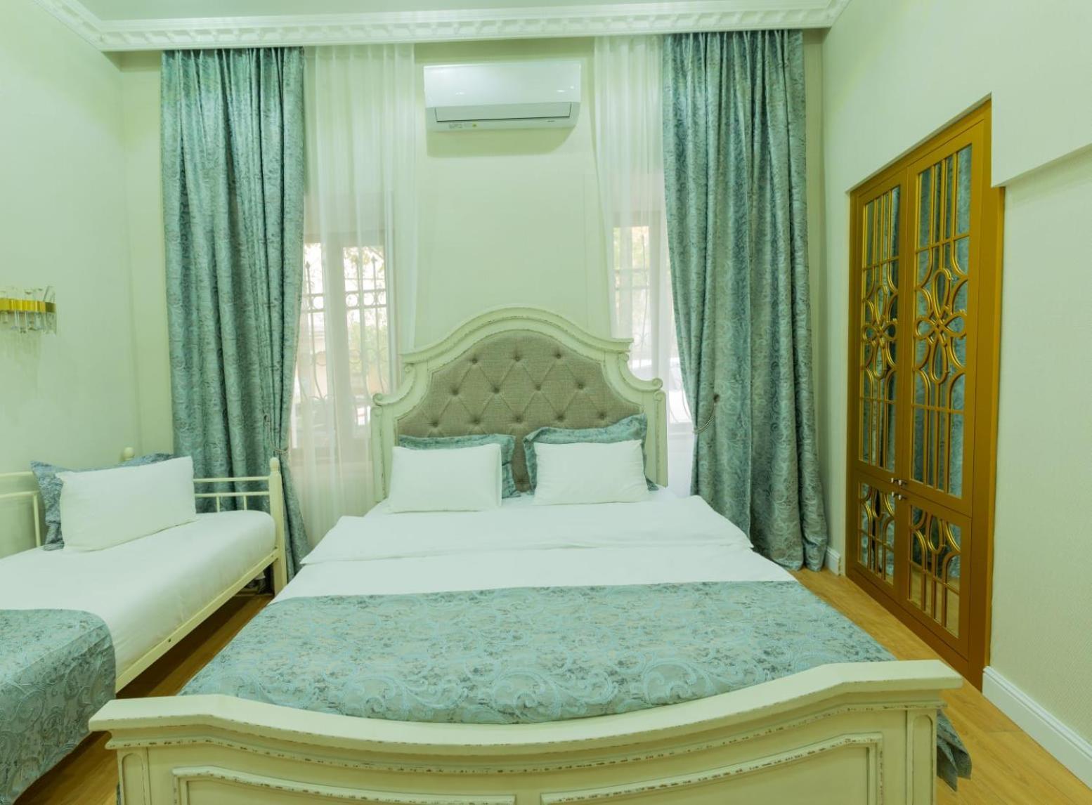 Marita Hotel Tbilisi Esterno foto